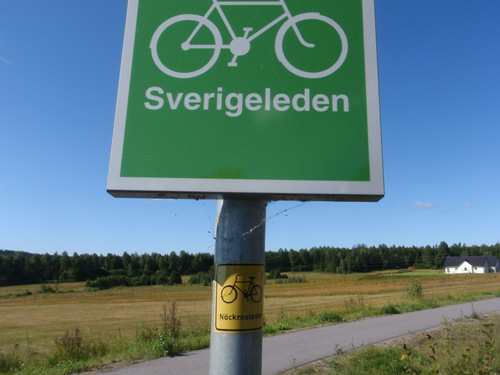 Yellow sign for N&auml;ckrosleden.